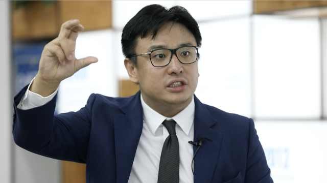 3年前,把“孩子”卖给阿里套现上亿身家后,张旭豪去哪潇洒了? 3年前,把“孩子”卖给阿里套现上亿身家后,张旭豪去哪潇洒了?